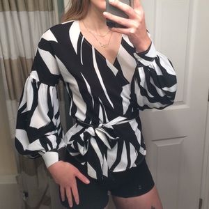 Abstract Wrap Top